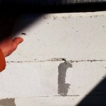 ГС блок шатается в стене
